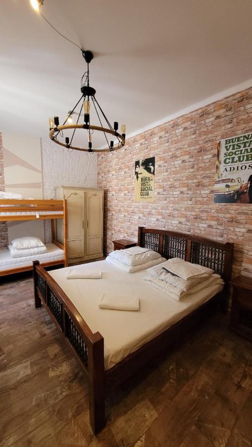 Chmielna 5 Rooms & Apartments Varsovia Exterior foto